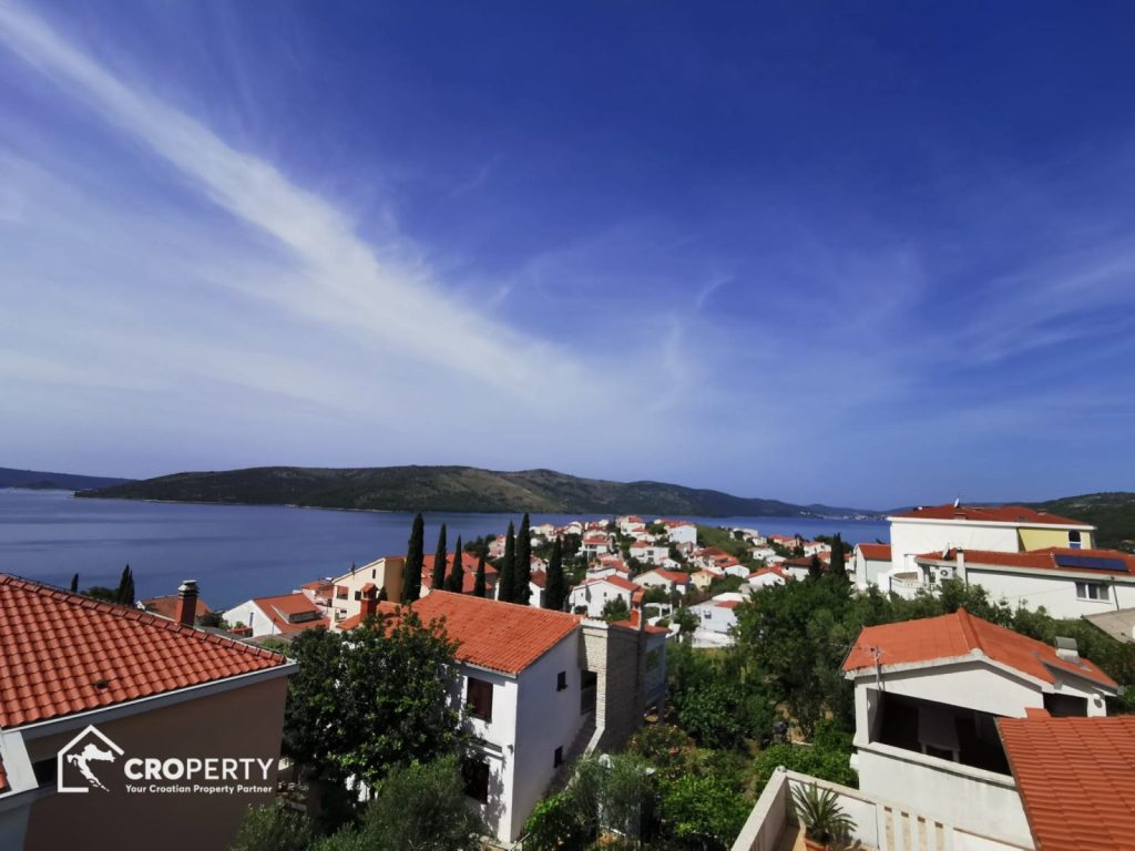 kuca odmor 3 apartmana parkingom seget vranjica pogled more slika 258690616